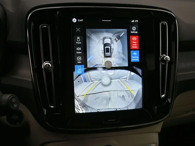 Nuevos VOLVO XC40 à Estados chez autogozo
