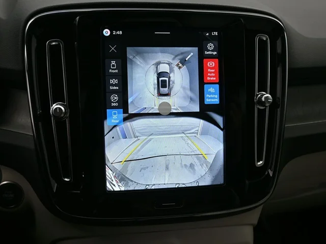 Nuevos VOLVO XC40 à Estados chez autogozo