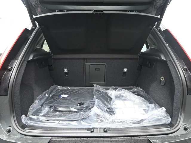 Nuevos VOLVO XC40 à Estados chez autogozo