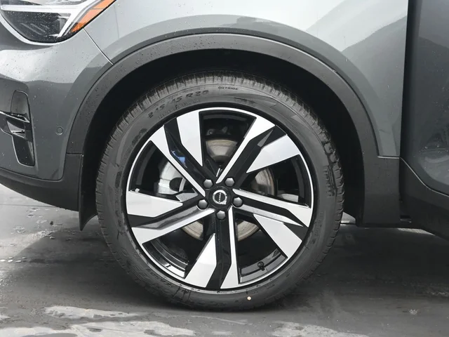 Nuevos VOLVO XC40 à Estados chez autogozo