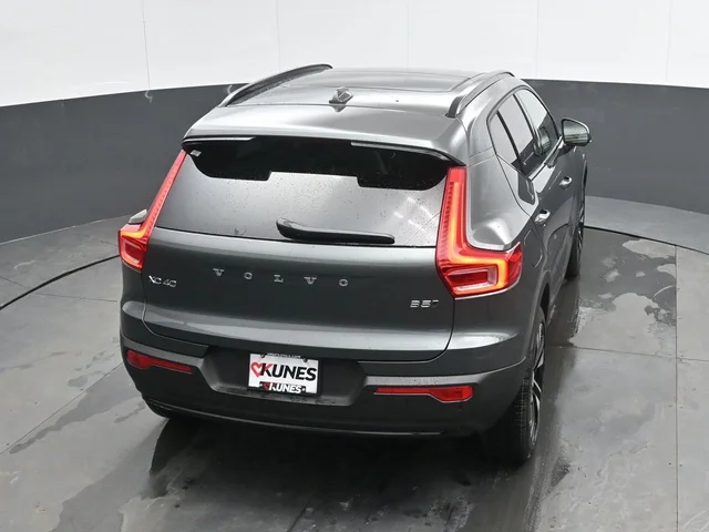 Nuevos VOLVO XC40 à Estados chez autogozo