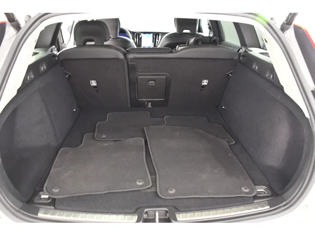 SEMINUEVOS VOLVO V60 Cross Country a Estados en autogozo