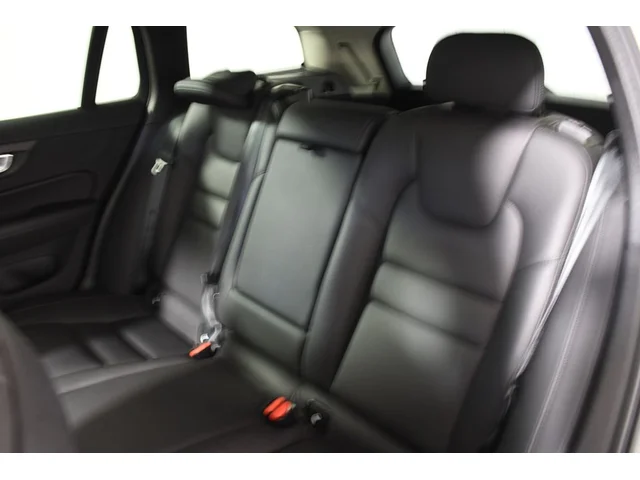 SEMINUEVOS VOLVO V60 Cross Country a Estados en autogozo
