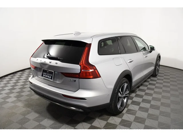 SEMINUEVOS VOLVO V60 Cross Country a Estados en autogozo