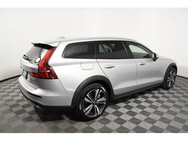 SEMINUEVOS VOLVO V60 Cross Country a Estados en autogozo