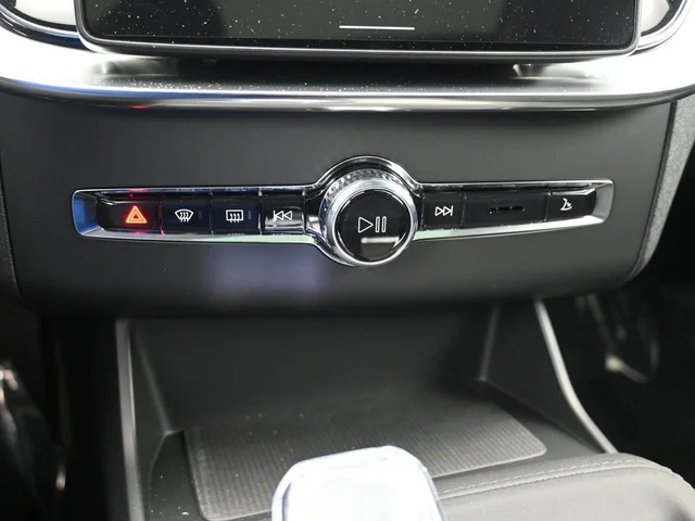 Nuevos VOLVO XC90 à Estados chez autogozo