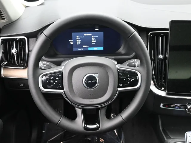 Nuevos VOLVO XC90 à Estados chez autogozo