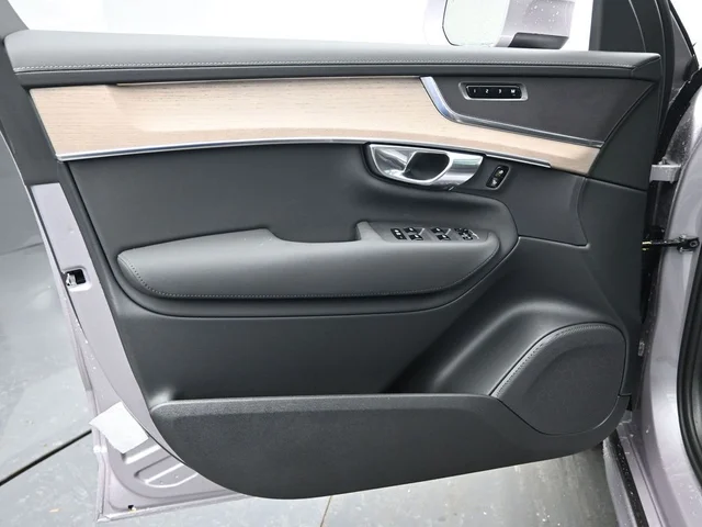 Nuevos VOLVO XC90 à Estados chez autogozo
