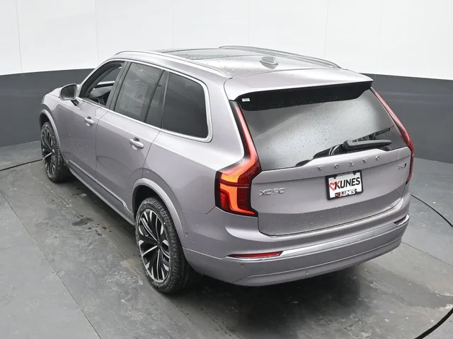 Nuevos VOLVO XC90 à Estados chez autogozo