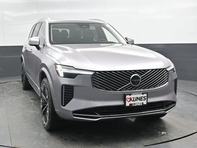 Nuevos VOLVO XC90 à Estados chez autogozo