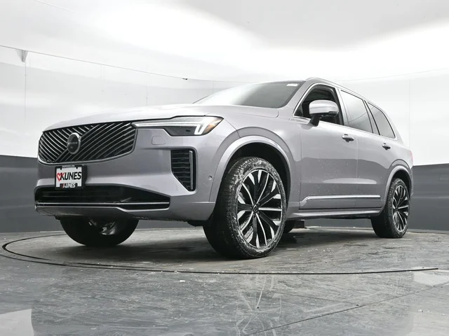Nuevos VOLVO XC90 à Estados chez autogozo