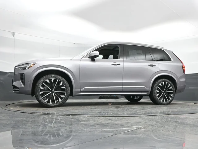 Nuevos VOLVO XC90 à Estados chez autogozo