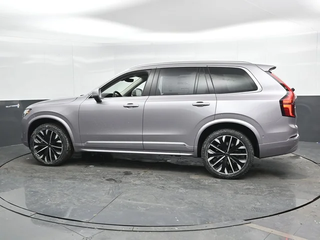 Nuevos VOLVO XC90 à Estados chez autogozo