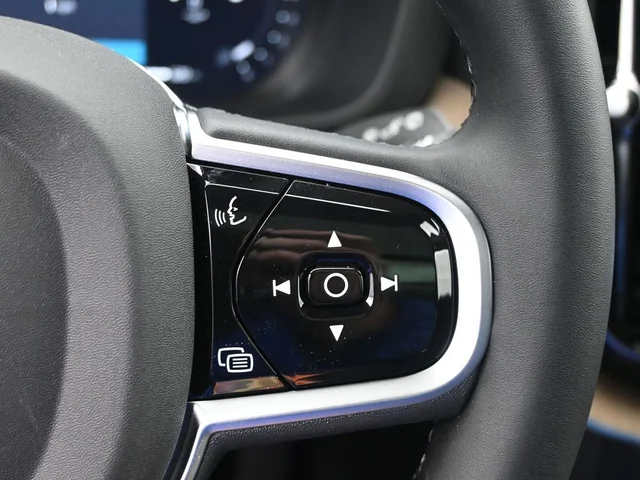 Nuevos VOLVO XC60 à Estados chez autogozo