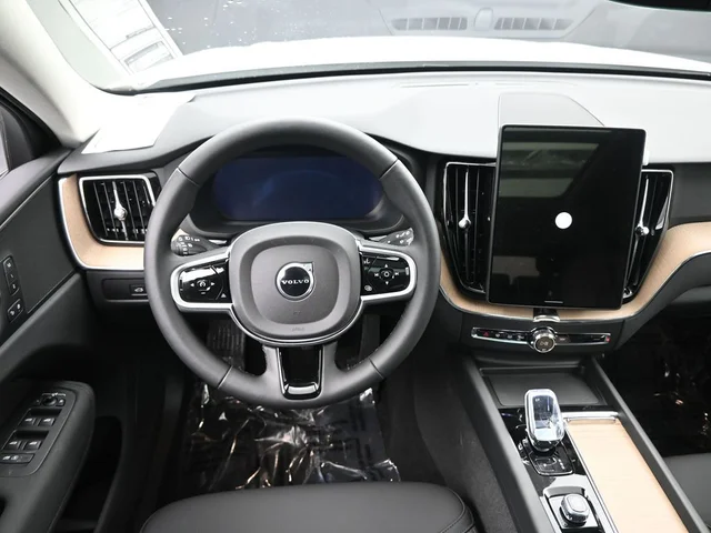 Nuevos VOLVO XC60 à Estados chez autogozo