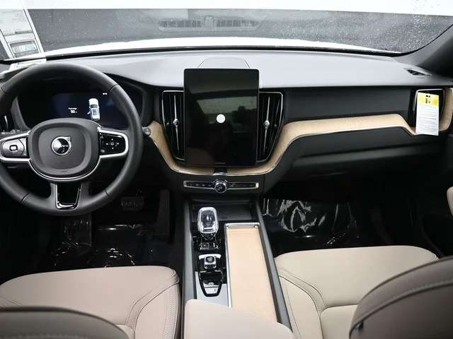 Nuevos VOLVO XC60 à Estados chez autogozo