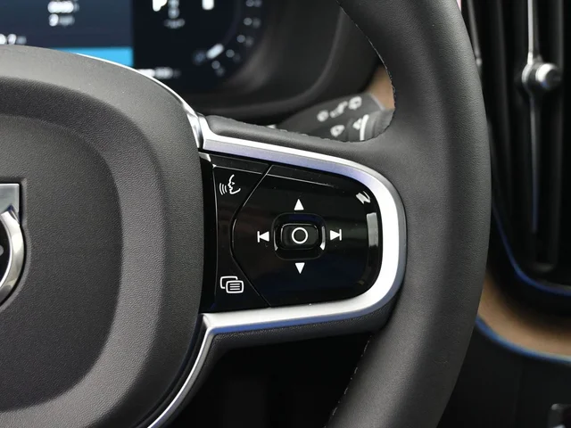 Nuevos VOLVO XC60 à Estados chez autogozo