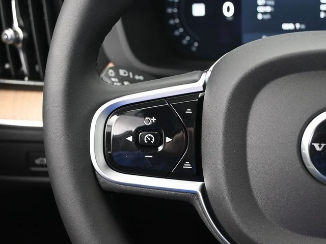 Nuevos VOLVO XC60 à Estados chez autogozo