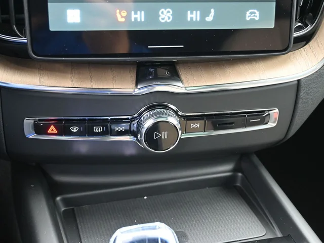 Nuevos VOLVO XC60 à Estados chez autogozo