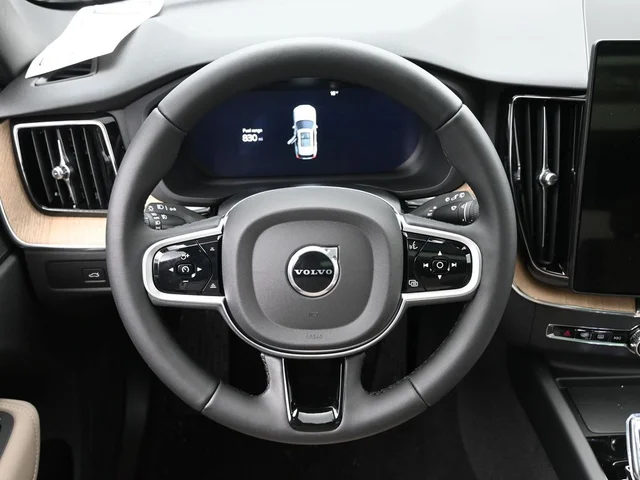 Nuevos VOLVO XC60 à Estados chez autogozo