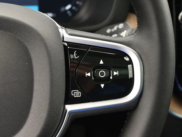 Nuevos VOLVO XC60 à Estados chez autogozo