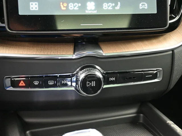 Nuevos VOLVO XC60 à Estados chez autogozo