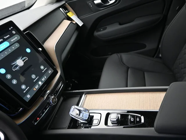 Nuevos VOLVO XC60 à Estados chez autogozo