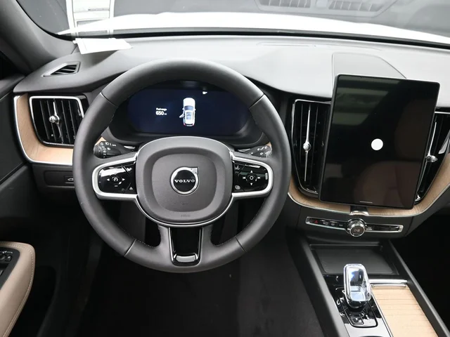 Nuevos VOLVO XC60 à Estados chez autogozo