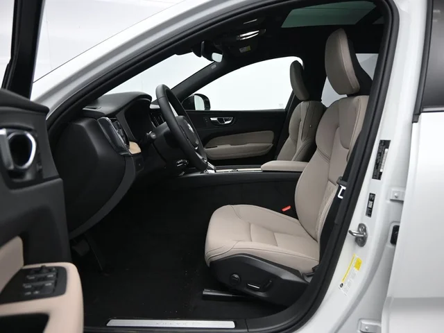 Nuevos VOLVO XC60 à Estados chez autogozo