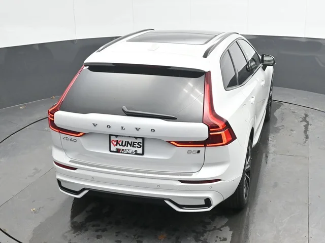 Nuevos VOLVO XC60 à Estados chez autogozo