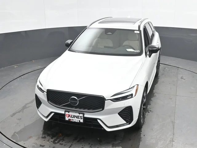 Nuevos VOLVO XC60 à Estados chez autogozo