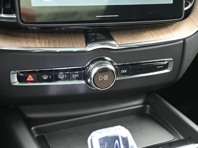 Nuevos VOLVO XC60 à Estados chez autogozo