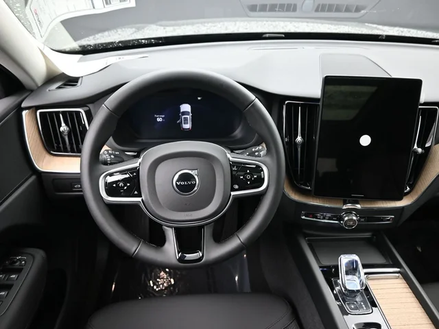 Nuevos VOLVO XC60 à Estados chez autogozo