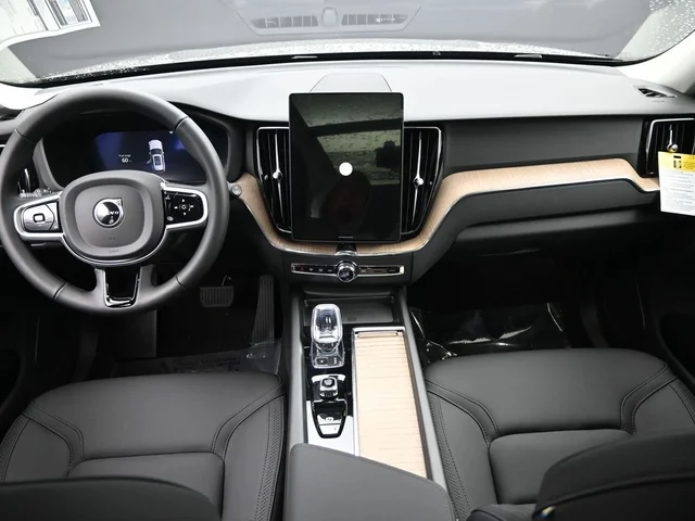 Nuevos VOLVO XC60 à Estados chez autogozo