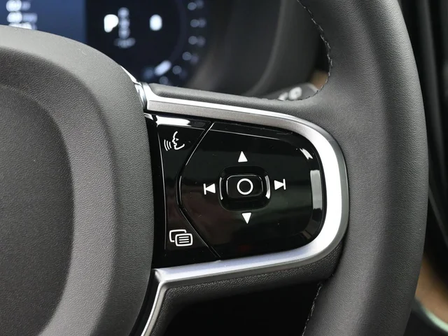 Nuevos VOLVO XC60 à Estados chez autogozo