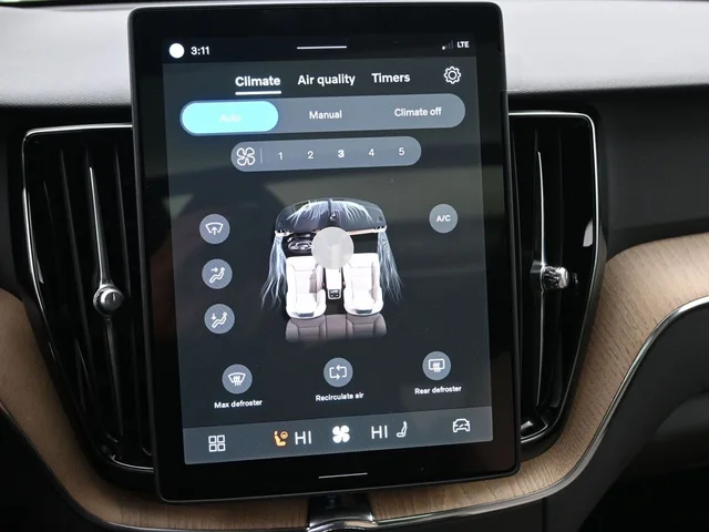 Nuevos VOLVO XC60 à Estados chez autogozo