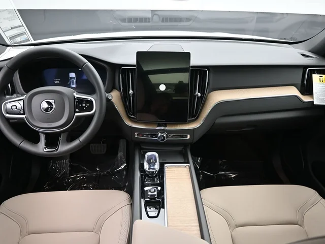 Nuevos VOLVO XC60 à Estados chez autogozo