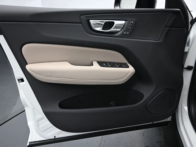 Nuevos VOLVO XC60 à Estados chez autogozo