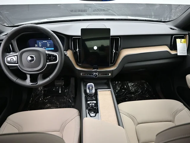 Nuevos VOLVO XC60 à Estados chez autogozo