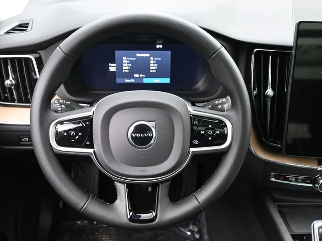 Nuevos VOLVO XC60 à Estados chez autogozo