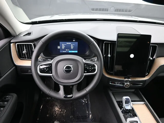 Nuevos VOLVO XC60 à Estados chez autogozo