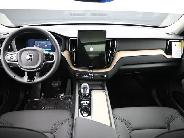 Nuevos VOLVO XC60 à Estados chez autogozo