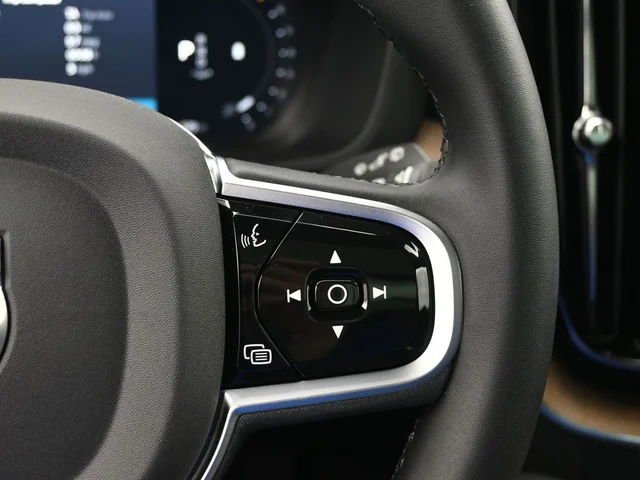Nuevos VOLVO XC60 à Estados chez autogozo