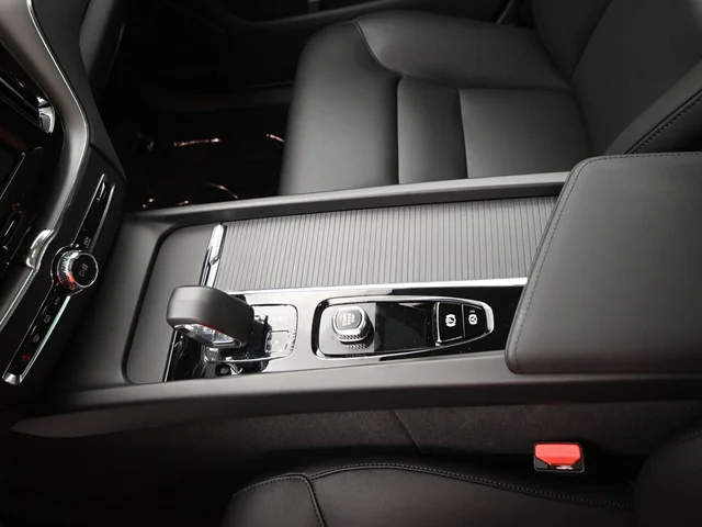 Nuevos VOLVO XC60 à Estados chez autogozo