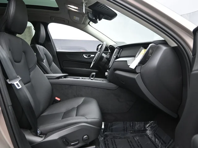 Nuevos VOLVO XC60 à Estados chez autogozo