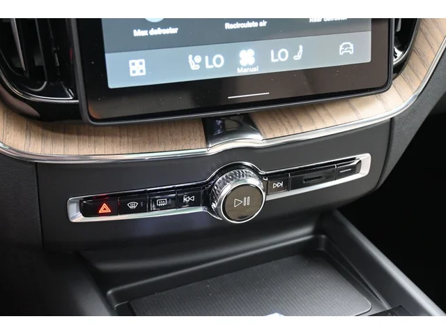Nuevos VOLVO XC60 à Estados chez autogozo