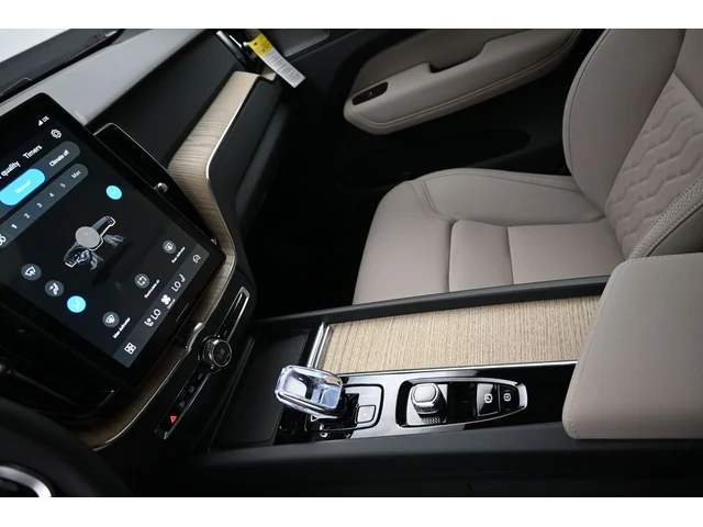 Nuevos VOLVO XC60 à Estados chez autogozo