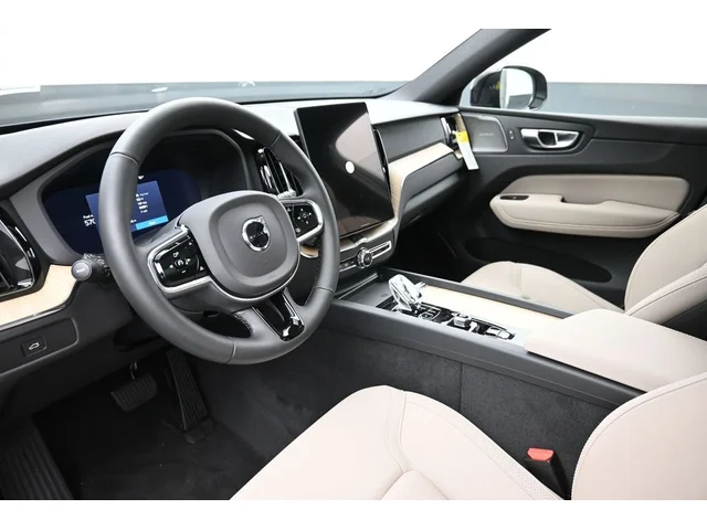 Nuevos VOLVO XC60 à Estados chez autogozo