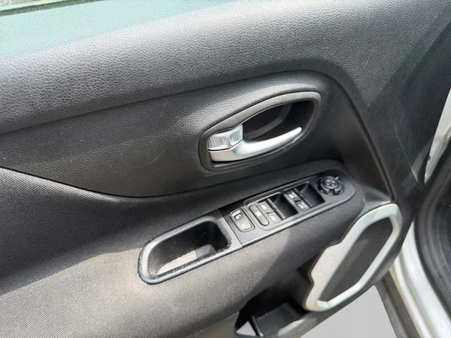 SEMINUEVOS JEEP Renegade a Estados en autogozo