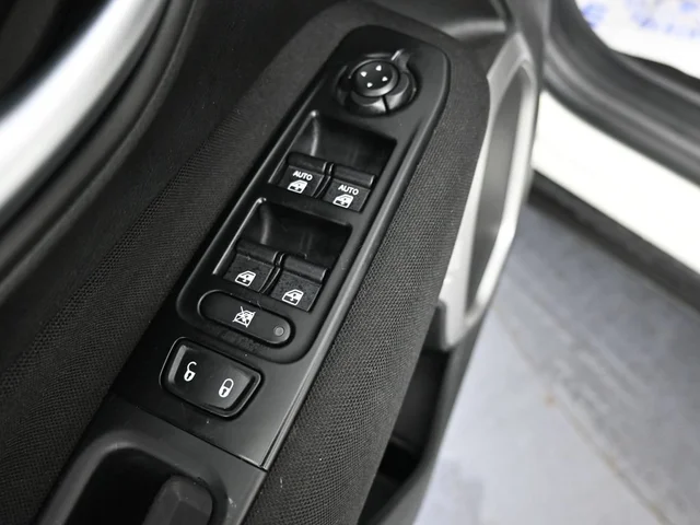 SEMINUEVOS JEEP Renegade a Estados en autogozo